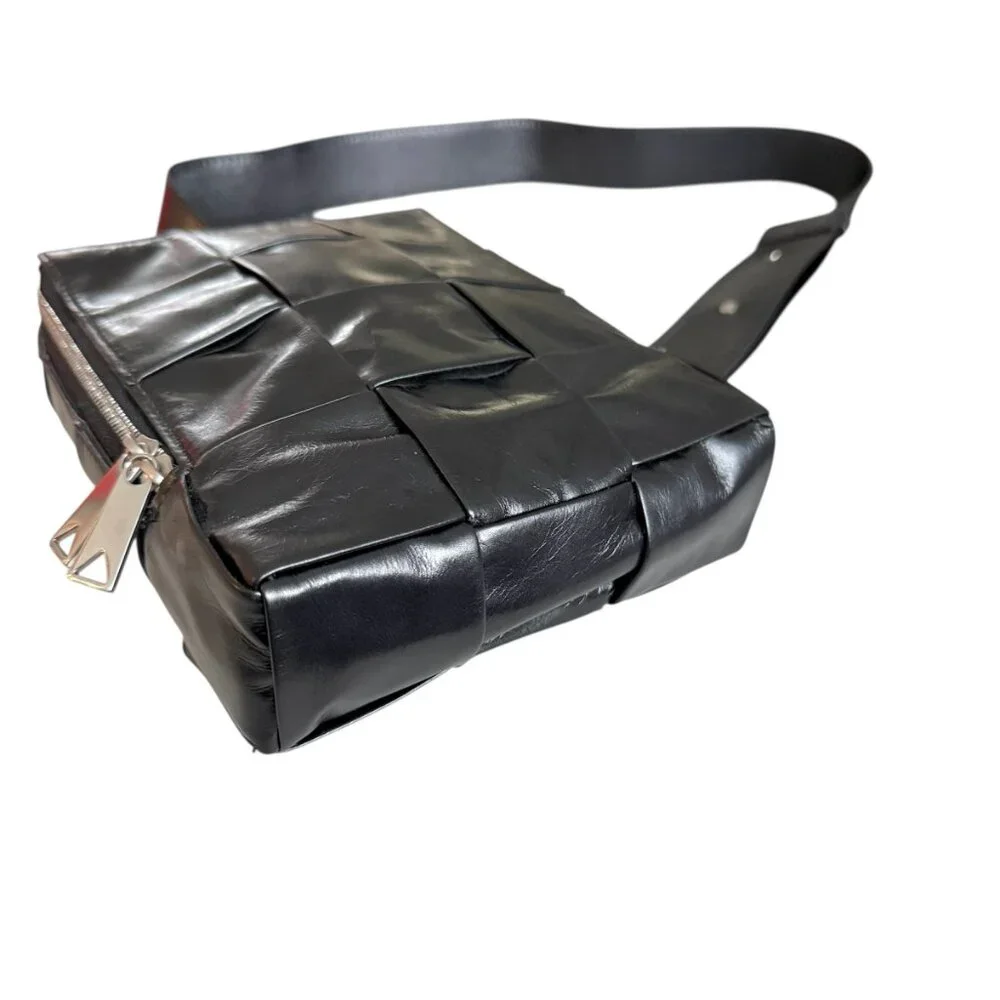 Bottega Veneta Cassette Crossbody Messenger Bag Black Intrecciato Leather NWT